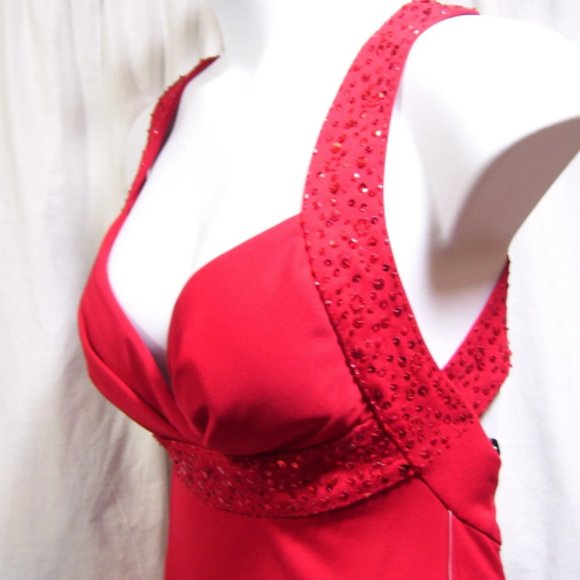 Dress Barn Prom Sexy Red Beaded Sequin Evening Dress Size 12 NWOT - Picture 1 of 4